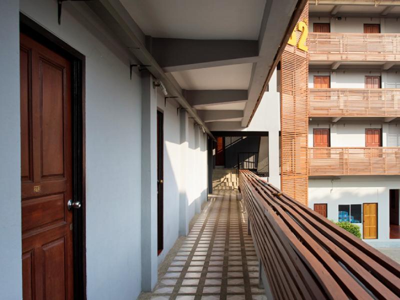 B2 Santitham Hotel チエンマイ エクステリア 写真